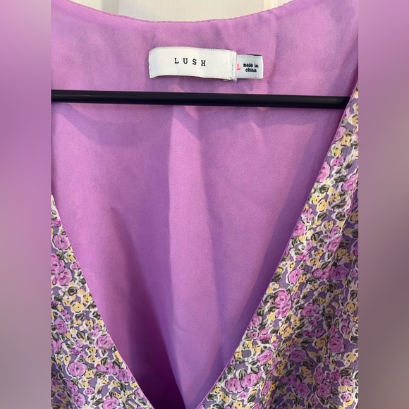 LUSH Floral-Print Smocked Mini Dress - Picture 6 of 7